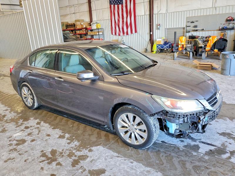 Photo 4 from auction – 2014 HONDA ACCORD EXL with VIN 1HGCR3F89EA014015