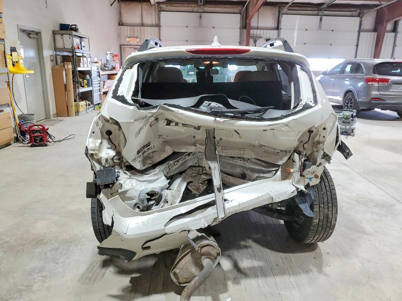 Photo 6 from auction – 2016 SUBARU CROSSTREK with VIN JF2GPADC0GH322994