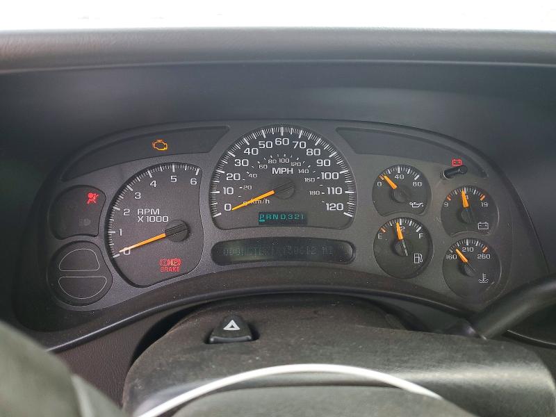 Photo 9 from auction – 2004 CHEVROLET SILVERADO with VIN 1GCEK14T84Z104926