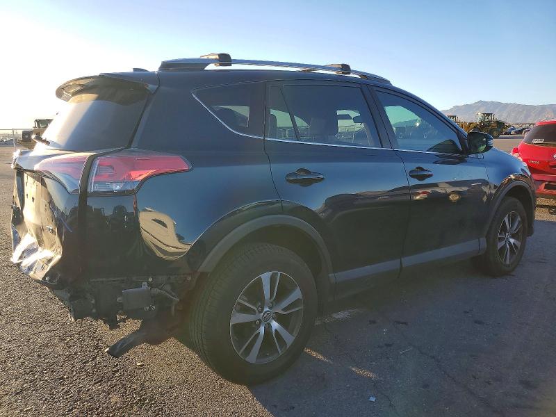 Photo 3 from auction – 2018 TOYOTA RAV4 ADVEN with VIN 2T3WFREV3JW504461