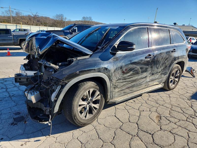 TOYOTA HIGHLANDER 2015 with VIN 5TDKKRFH1FS108122 - Photo from auction