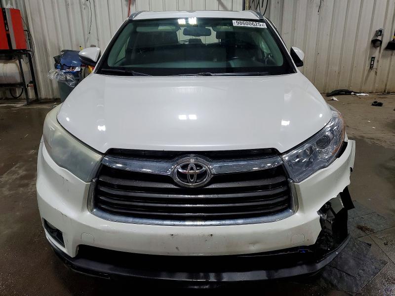 Photo 5 from auction – 2015 TOYOTA HIGHLANDER with VIN 5TDJKRFH0FS146825