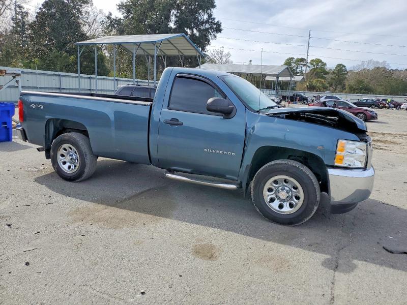Photo 4 from auction – 2013 CHEVROLET SILVERADO with VIN 1GCNKPEA2DZ196079