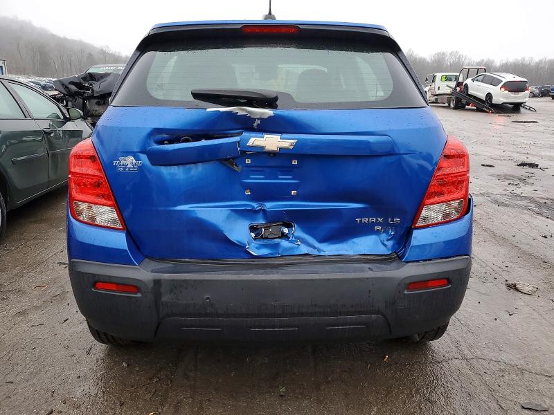Photo 6 from auction – 2016 CHEVROLET TRAX LS with VIN KL7CJNSB0GB757076