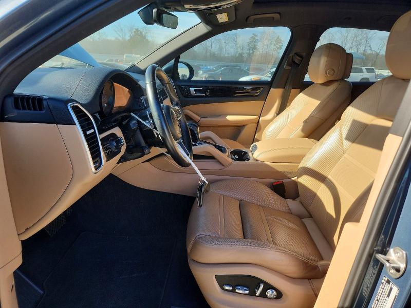 Photo 7 from auction – 2019 PORSCHE CAYENNE with VIN WP1AA2AY0KDA01354