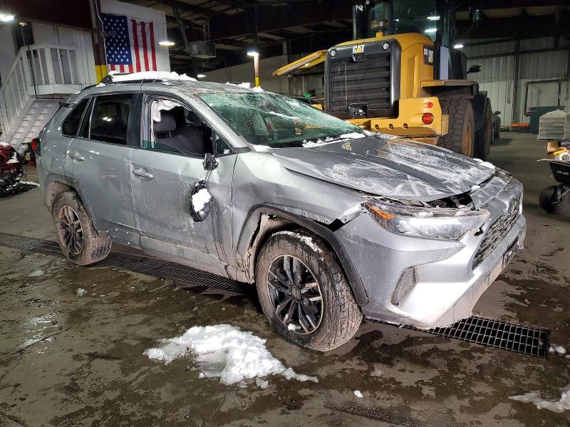 Photo 4 from auction – 2019 TOYOTA RAV4 with VIN 2T3F1RFV0KW057781
