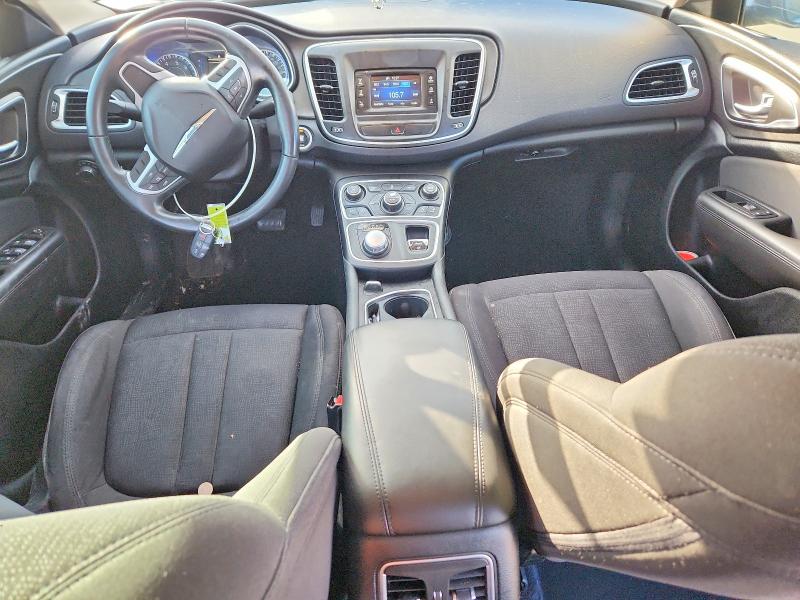 Photo 8 from auction – 2015 CHRYSLER 200 LIMITE with VIN 1C3CCCAB7FN525935