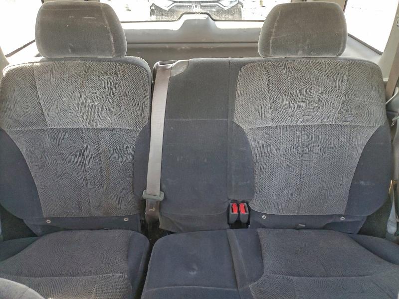 Photo 10 from auction – 2002 CHEVROLET TRAILBLAZE with VIN 1GNDT13S522462015