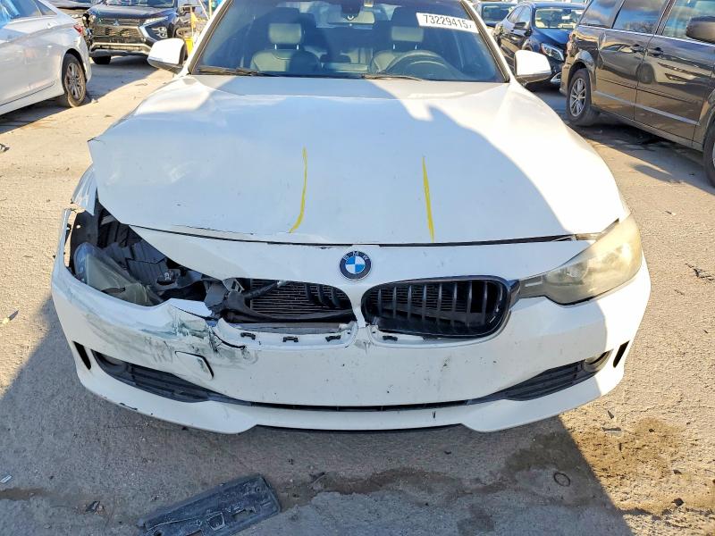 Zdjęcie 11 z aukcji – 2015 BMW 320 I z VIN WBA3B1C56FK139208