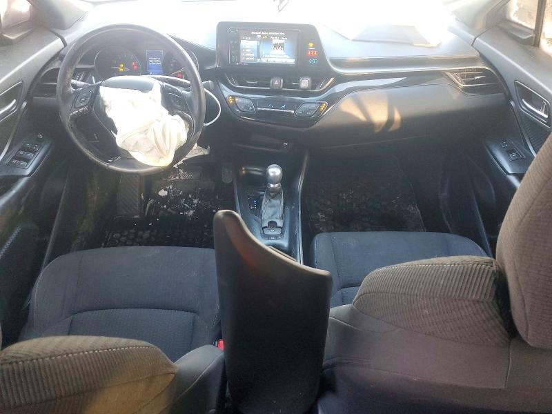 Photo 8 from auction – 2018 TOYOTA C-HR with VIN NMTKHMBX6JR001797