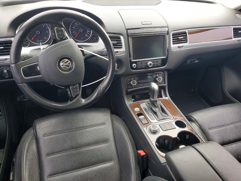 Photo 8 from auction – 2016 VOLKSWAGEN TOUAREG TD with VIN WVGEP9BP1GD005156