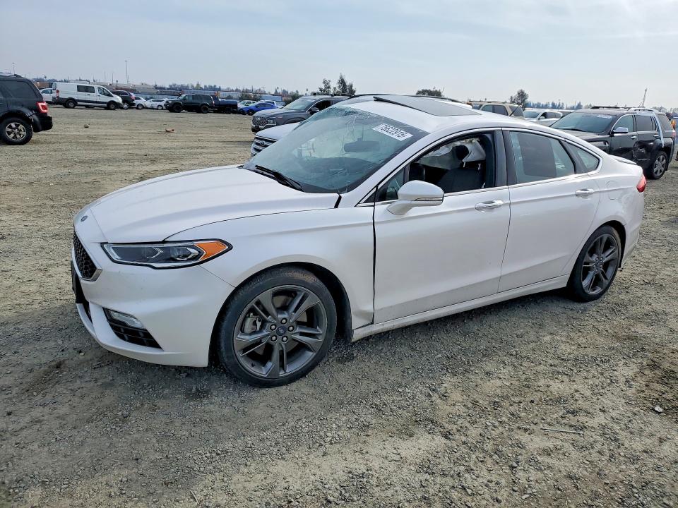 Photo 1 from auction – 2017 FORD FUSION SPO with VIN 3FA6P0VP0HR229663