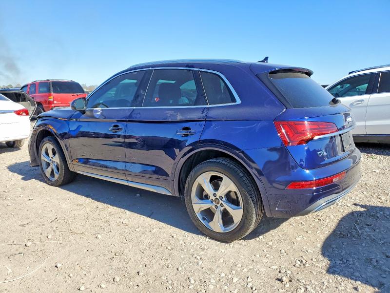 Photo 2 from auction – 2021 AUDI Q5 PREMIUM with VIN WA1BAAFY9M2088091