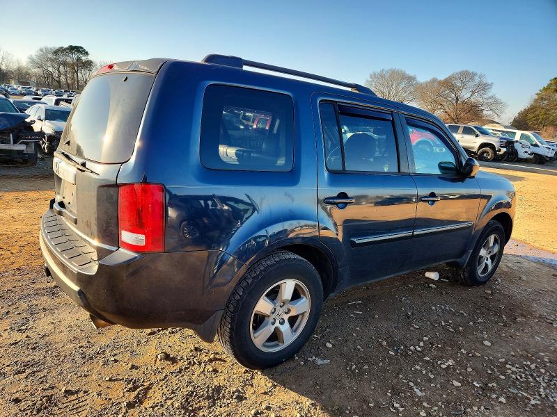 Photo 3 from auction – 2011 HONDA PILOT with VIN 5FNYF3H53BB050883