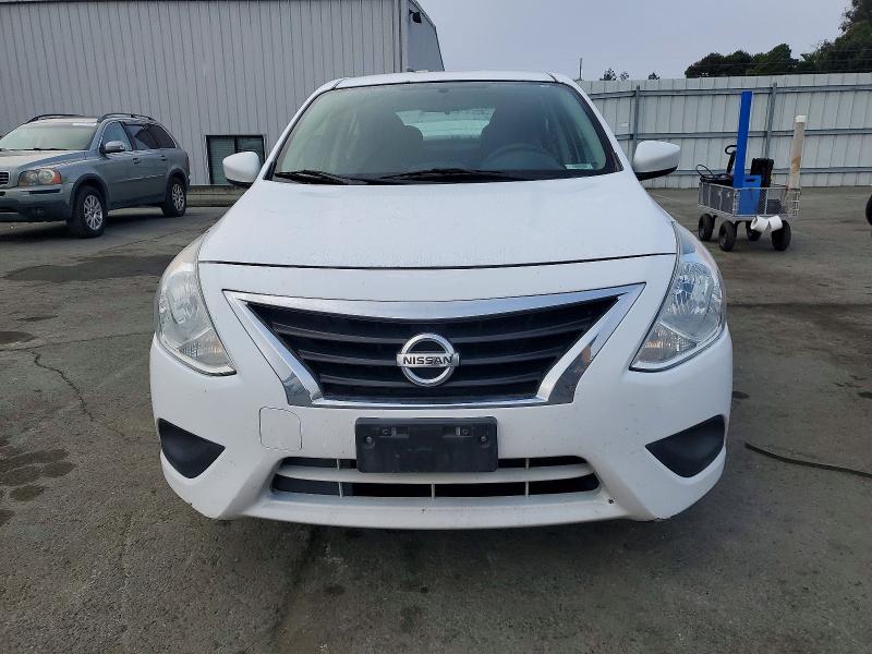 Photo 5 from auction – 2018 NISSAN VERSA S with VIN 3N1CN7AP1JL810277