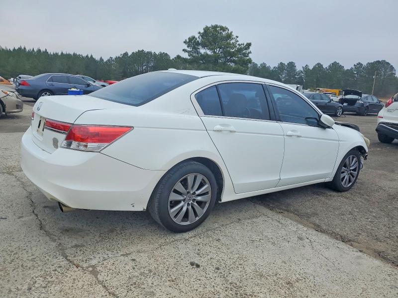 Photo 3 from auction – 2012 HONDA ACCORD with VIN 1HGCP2F80CA101007