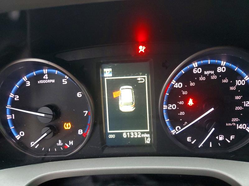 Photo 9 from auction – 2018 TOYOTA RAV4 with VIN 2T3ZFREV7JW522474