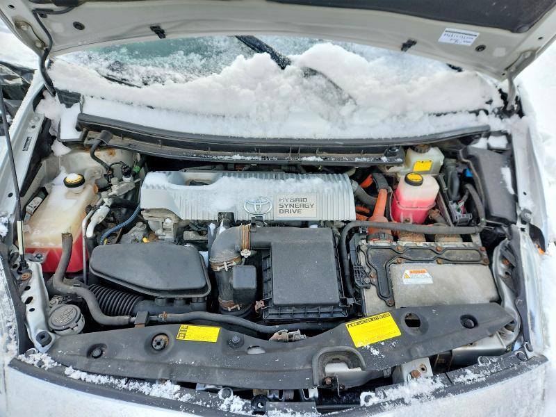 Photo 11 from auction – 2010 TOYOTA PRIUS with VIN JTDKN3DU3A0025372