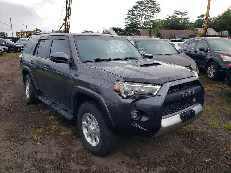 Photo 4 from auction – 2018 TOYOTA 4RUNNER SR with VIN JTEBU5JR2J5582125