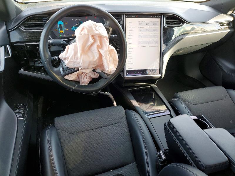 Photo 8 from auction – 2018 TESLA MODEL S with VIN 5YJSA1E29JF275519