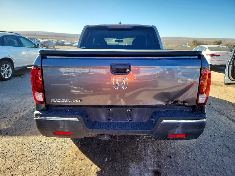 Photo 6 from auction – 2017 HONDA RIDGELINE with VIN 5FPYK2F61HB001926