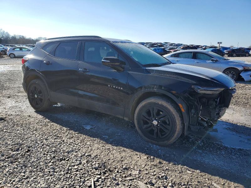 Photo 4 from auction – 2020 CHEVROLET BLAZER 2LT with VIN 3GNKBCRS5LS681267