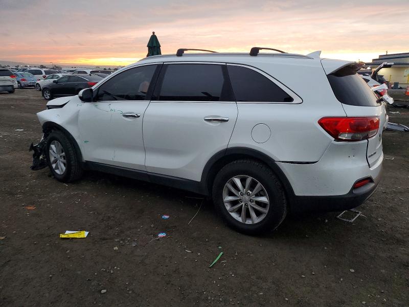 Photo 2 from auction – 2017 KIA SORENTO with VIN 5XYPG4A38HG271761