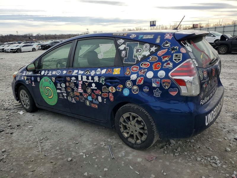 Photo 2 from auction – 2015 TOYOTA PRIUS V with VIN JTDZN3EU2FJ038354