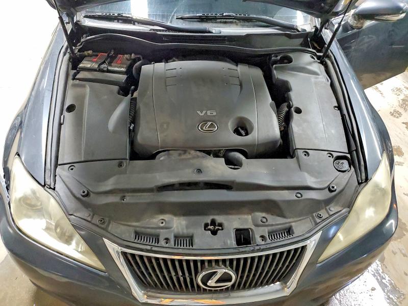 Photo 11 from auction – 2010 LEXUS IS 250 with VIN JTHCF5C20A5039762