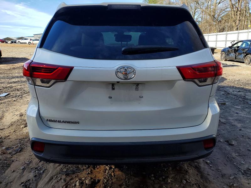 Photo 6 from auction – 2019 TOYOTA HIGHLANDER with VIN 5TDZZRFH4KS326656