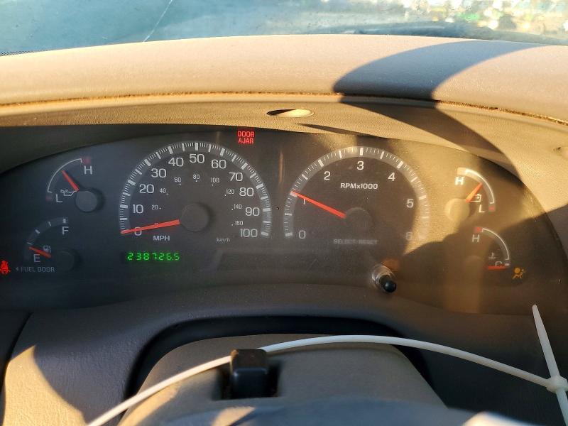 Photo 9 from auction – 2003 FORD F150 with VIN 2FTRX18W63CA94285