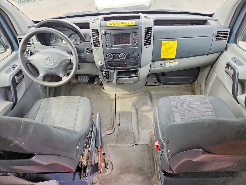 Photo 8 from auction – 2018 MERCEDES-BENZ SPRINTER 2 with VIN WD3PE7CD4JP637869