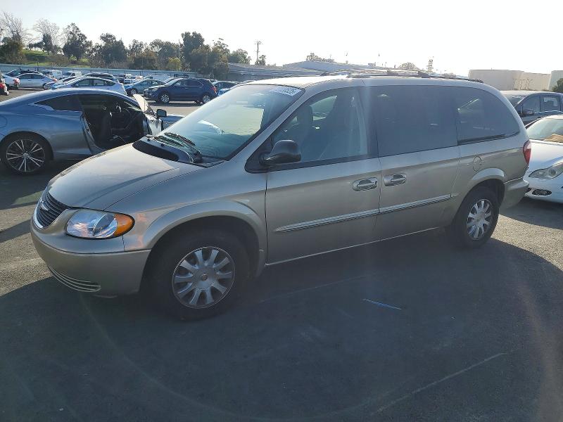 CHRYSLER TOWN & COU 2002 with VIN 2C8GP74L82R620013 - Photo from auction