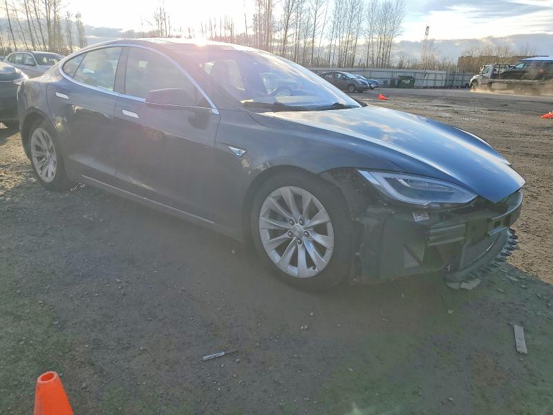 Photo 4 from auction – 2016 TESLA MODEL S with VIN 5YJSA1E2XGF143684