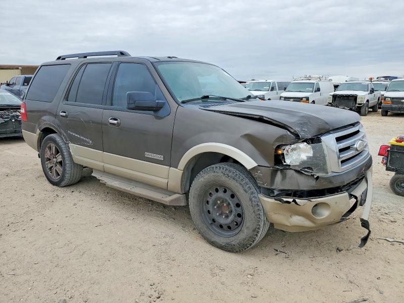 Photo 4 from auction – 2008 FORD EXPEDITION with VIN 1FMFU17528LA35912