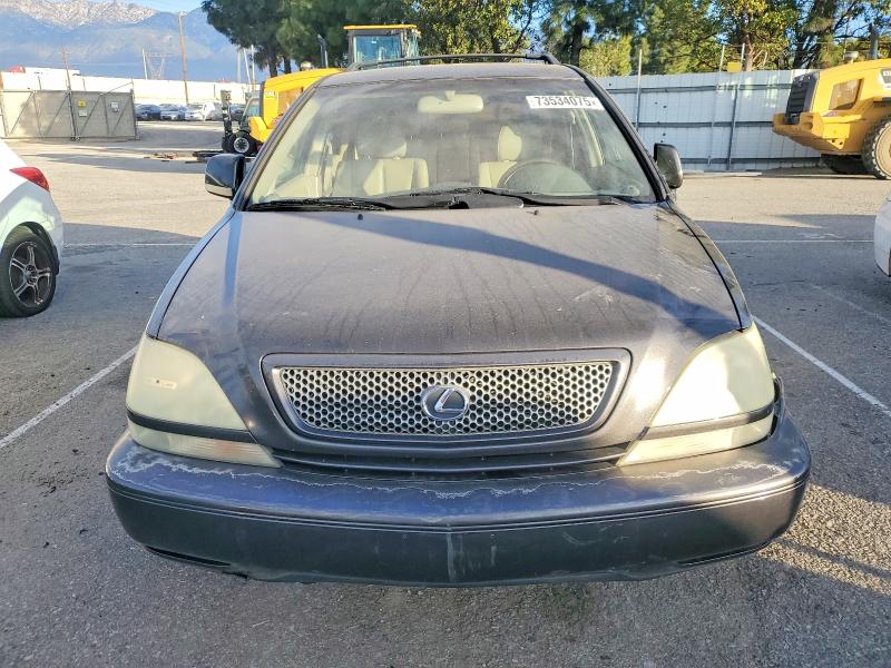 Photo 5 from auction – 2002 LEXUS RX 300 with VIN JTJGF10U220139116