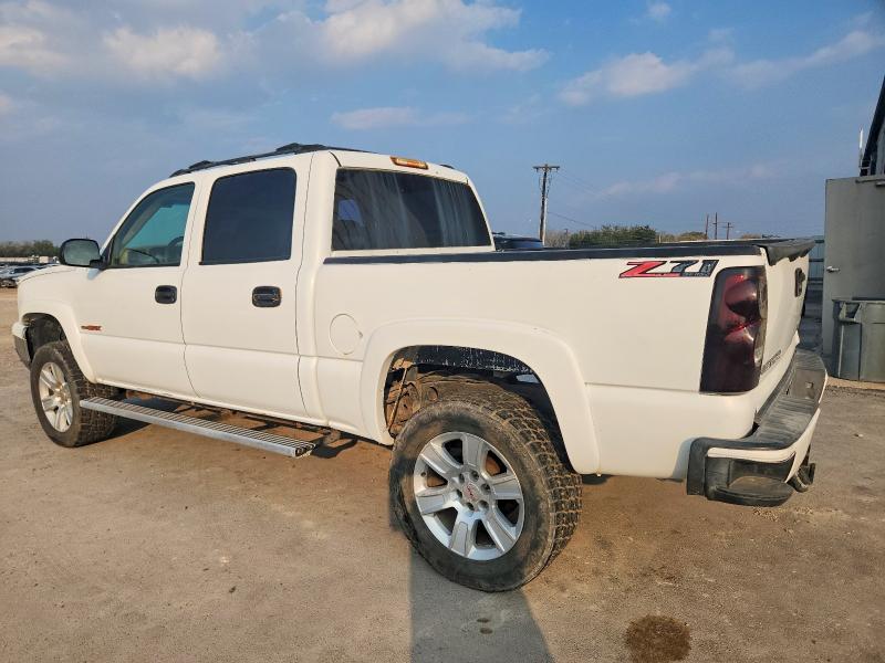 Photo 2 from auction – 2005 CHEVROLET SILVERADO with VIN 2GCEK13T651134678