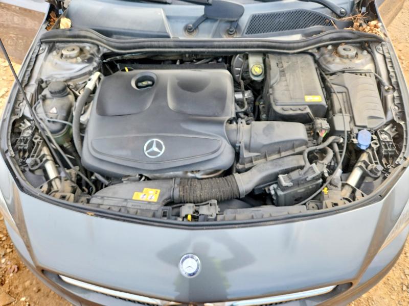 Photo 11 from auction – 2014 MERCEDES-BENZ CLA with VIN WDDSJ4EB6EN118108