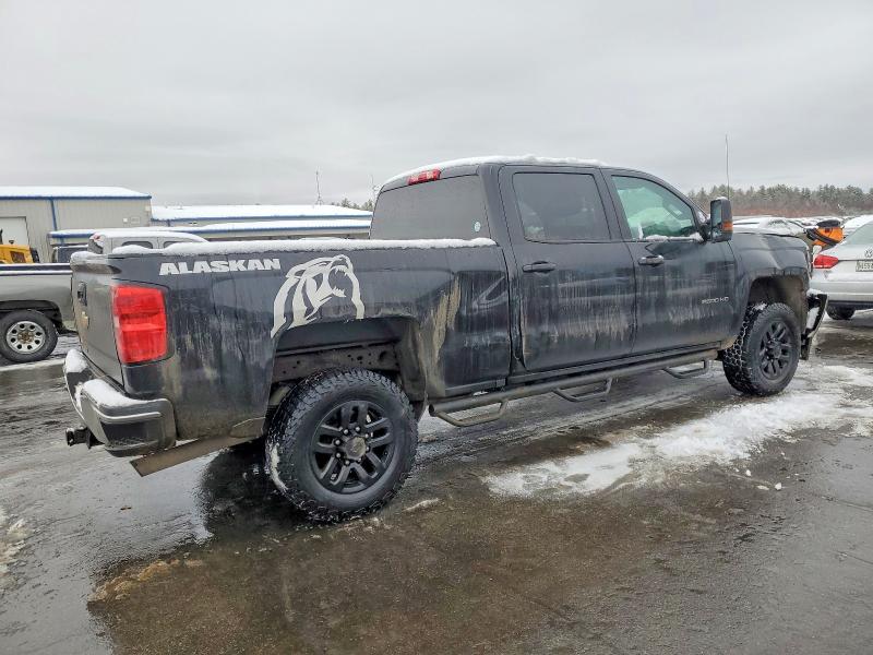 Photo 3 from auction – 2019 CHEVROLET SILVERADO with VIN 1GC1KREG8KF157963