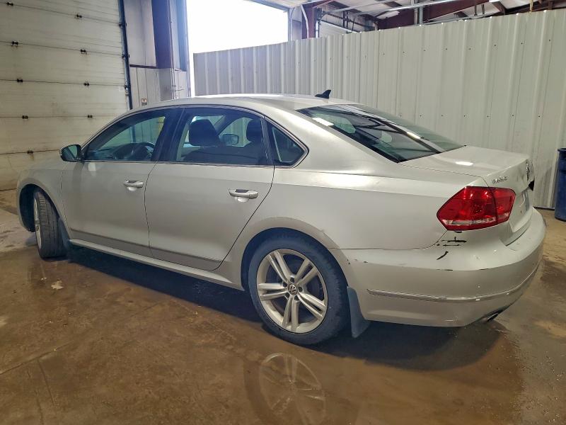 Photo 2 from auction – 2015 VOLKSWAGEN PASSAT SE with VIN 1VWBT7A32FC050548