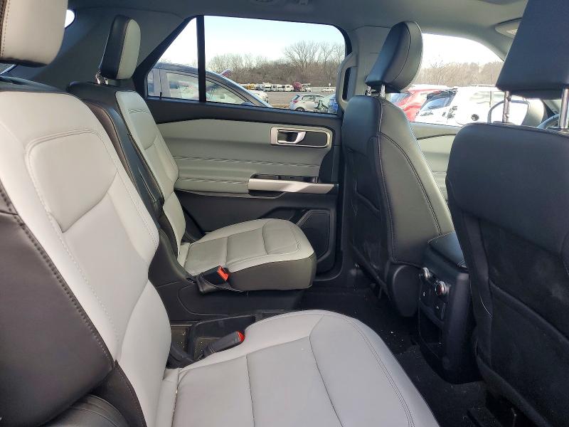 Photo 11 from auction – 2021 FORD EXPLORER with VIN 1FMSK8DH4MGC07758