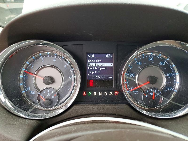 Photo 9 from auction – 2013 CHRYSLER TOWN & COU with VIN 2C4RC1BG0DR625282