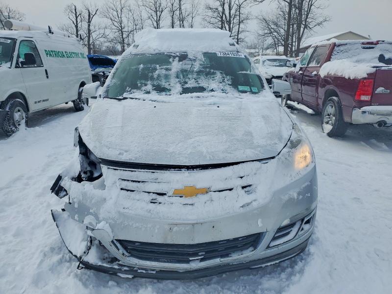Photo 5 from auction – 2015 CHEVROLET TRAVERSE L with VIN 1GNKVGKD2FJ301611