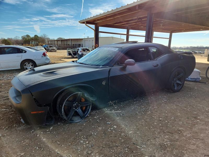 DODGE CHALLENGER 2018 with VIN 2C3CDZC9XJH309735 - Photo from auction