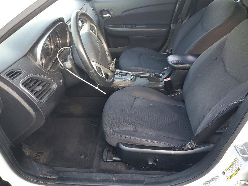 Photo 7 from auction – 2013 CHRYSLER 200 TOURIN with VIN 1C3CCBBG8DN728981