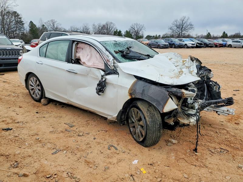 Photo 4 from auction – 2015 HONDA ACCORD EXL with VIN 1HGCR2F83FA040508