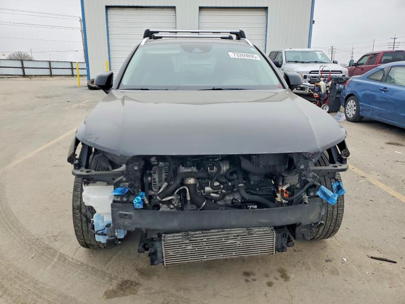 Photo 5 from auction – 2019 VOLVO XC40 T5 MO with VIN YV4162UK3K2118767