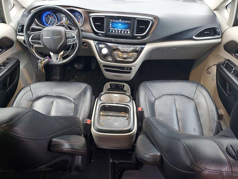 Photo 8 from auction – 2019 CHRYSLER PACIFICA with VIN 2C4RC1BGXKR624962