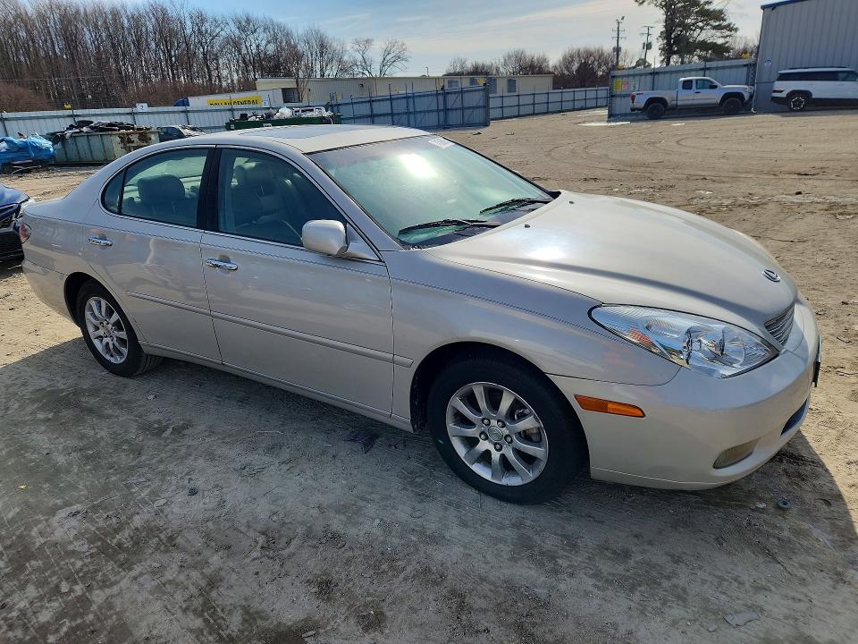 Photo 4 from auction – 2003 LEXUS ES with VIN JTHBF30G530102323