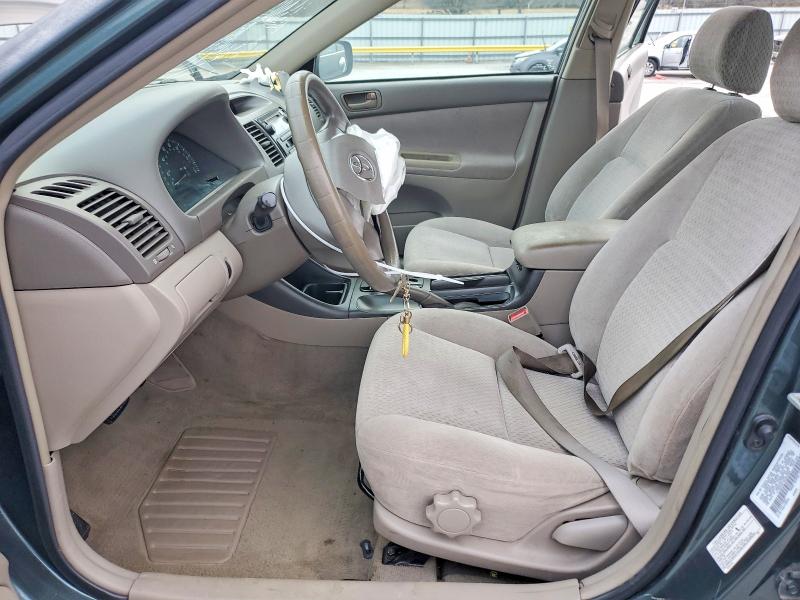 Photo 7 from auction – 2002 TOYOTA CAMRY LE with VIN 4T1BE32K72U561894